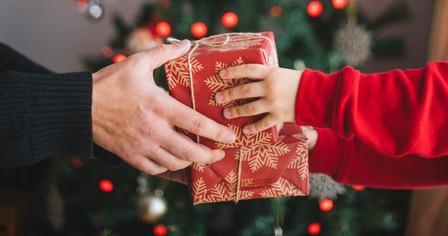 15 ways to give more this Christmas
