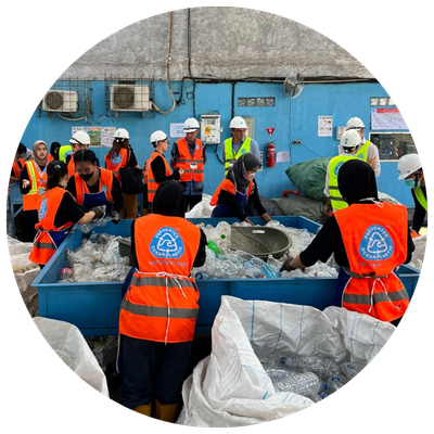 Black+Blum lunch range-Apr-01-2026-09-41-48-7339-AM